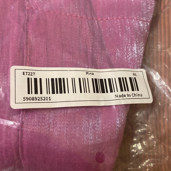 NWT Unbranded pinkish purple metallic button down blouse. Sz. Extra Large. - Picture 9 of 9